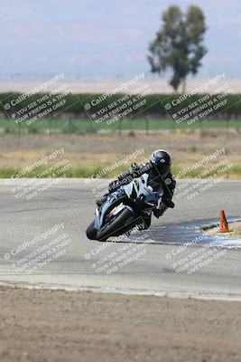 media/May-25-2025-Lets Ride (Sun) [[0ff033e448]]/B Group/1120am (Grapevine)/